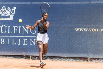 Noma Noha Akugue 17 - BL DTV Hannover - Der Club an der Alster : Ergebnis: 2:7